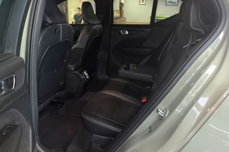 Used Volvo XC40 New Energy 2021 P8 Pure Electric All-Wheel Drive Smart Luxury Sport Edition Left Rear Seat