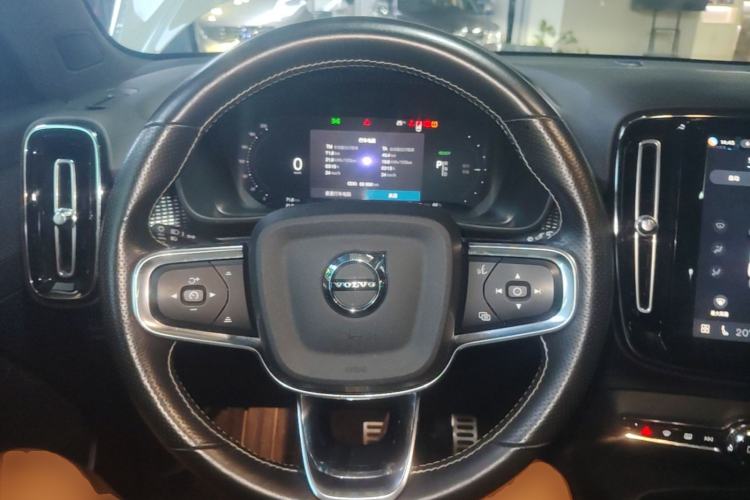 Used Volvo XC40 New Energy 2021 P8 Pure Electric All-Wheel Drive Smart Luxury Sport Edition Steering Wheel
