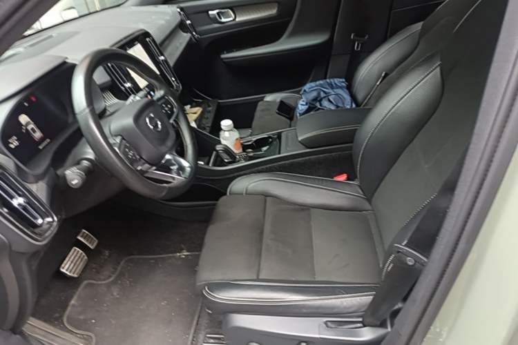 Used Volvo XC40 New Energy 2021 P8 Pure Electric All-Wheel Drive Smart Luxury Sport Edition Left Front Seat