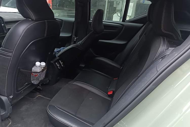 Used Volvo XC40 New Energy 2021 P8 Pure Electric All-Wheel Drive Smart Luxury Sport Edition Left Rear Seat