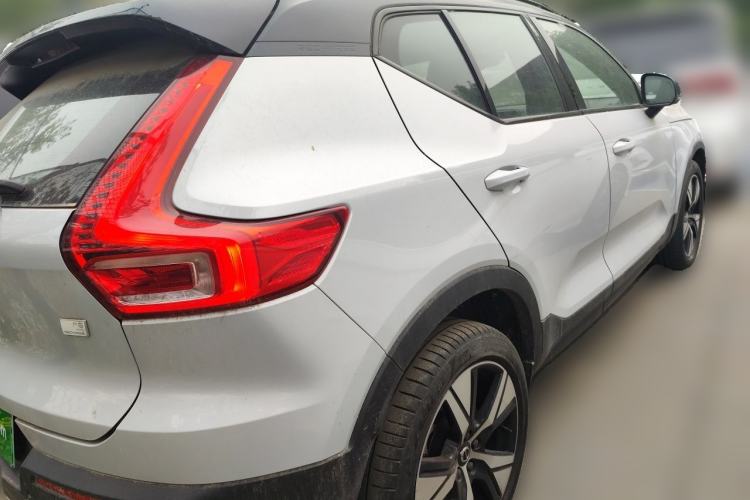 Used Volvo XC40 New Energy 2021 P8 Pure Electric All-Wheel Drive Smart Luxury Sport Edition Rear Right 45 Deg