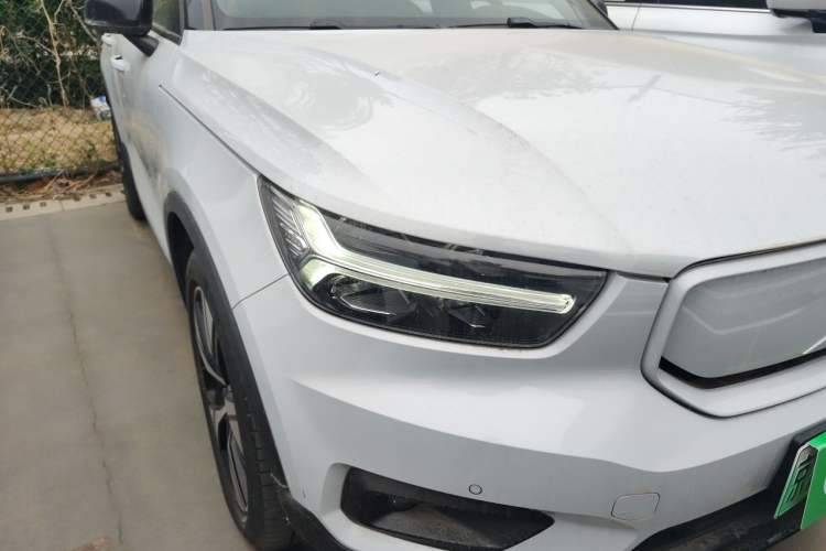 Used Volvo XC40 New Energy 2021 P8 Pure Electric All-Wheel Drive Smart Luxury Sport Edition Right Front Headlight