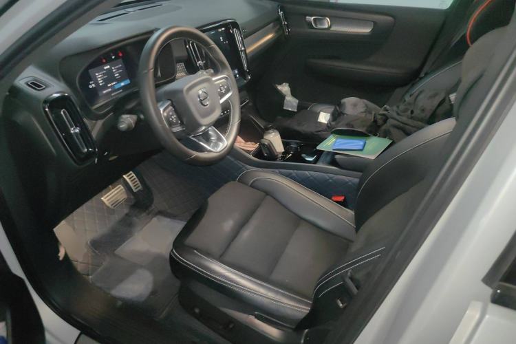 Used Volvo XC40 New Energy 2021 P8 Pure Electric All-Wheel Drive Smart Luxury Sport Edition Driver Seat