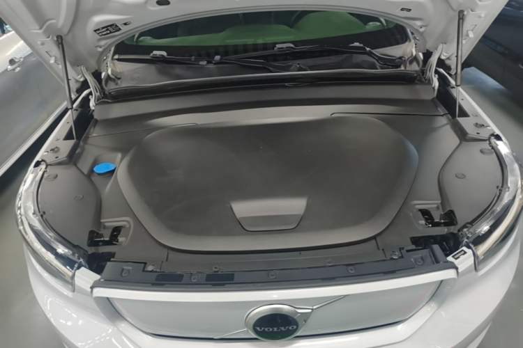 Used Volvo XC40 New Energy 2021 P8 Pure Electric All-Wheel Drive Smart Luxury Sport Edition Engine Bay
