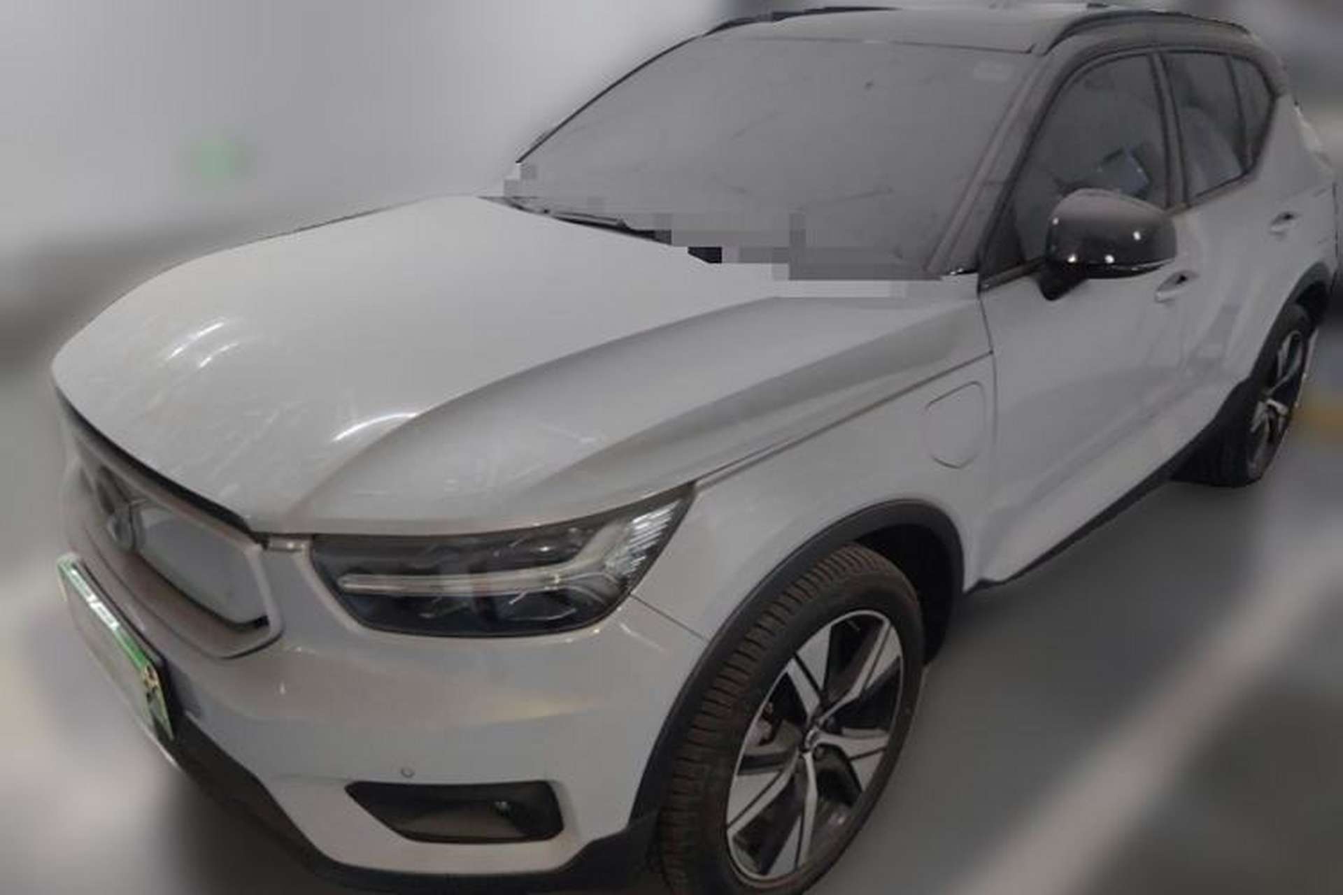 Used Volvo XC40 New Energy 2021 P8 Pure Electric All-Wheel Drive Smart Luxury Sport Edition Front Left 45 Deg