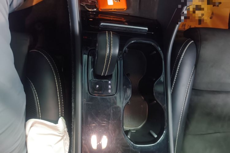 Used Volvo XC40 New Energy 2021 P8 Pure Electric All-Wheel Drive Smart Luxury Sport Edition Gear Lever