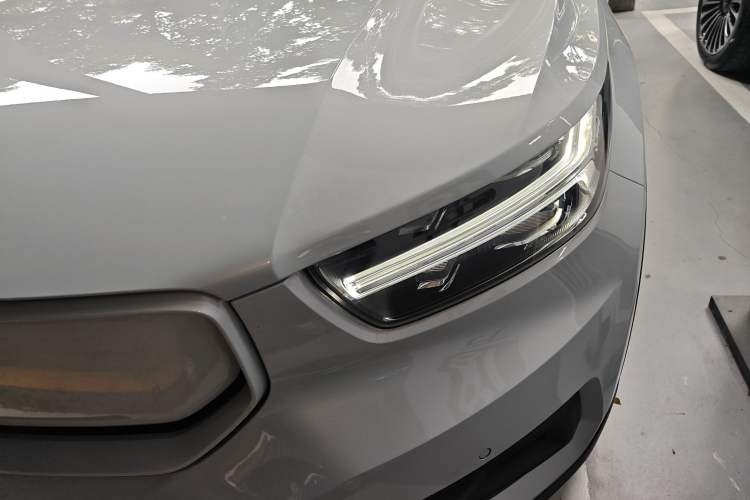 Used Volvo XC40 New Energy 2021 P8 Pure Electric All-Wheel Drive Smart Luxury Sport Edition Left Front Headlight