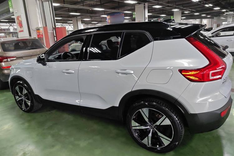 Used Volvo XC40 New Energy 2021 P8 Pure Electric All-Wheel Drive Smart Luxury Sport Edition Left Side