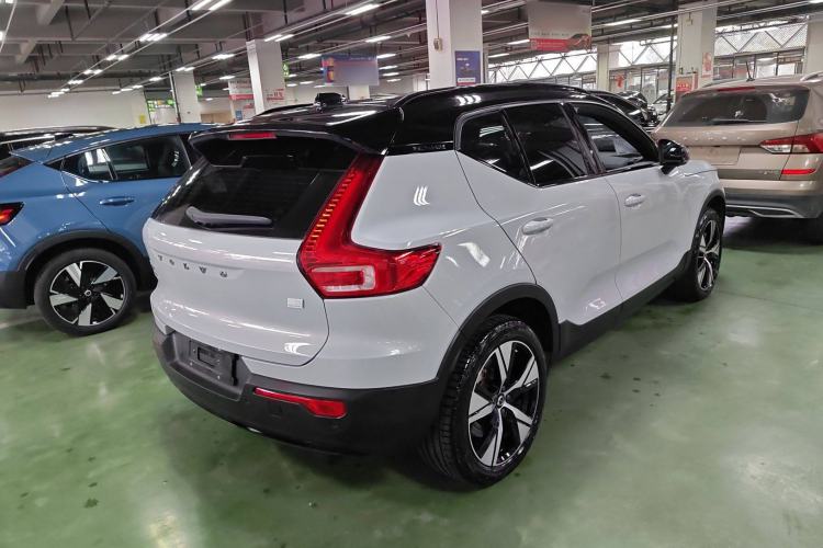 Used Volvo XC40 New Energy 2021 P8 Pure Electric All-Wheel Drive Smart Luxury Sport Edition Rear Right 45 Deg