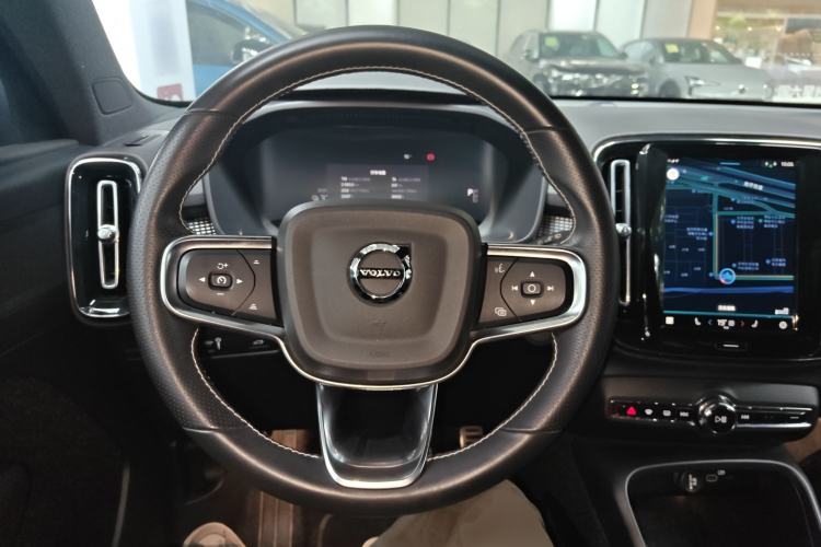 Used Volvo XC40 New Energy 2021 P8 Pure Electric All-Wheel Drive Smart Luxury Sport Edition Steering Wheel