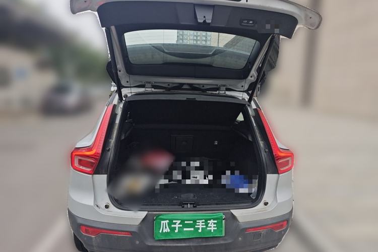 Used Volvo XC40 New Energy 2021 P8 Pure Electric All-Wheel Drive Smart Luxury Sport Edition Trunk