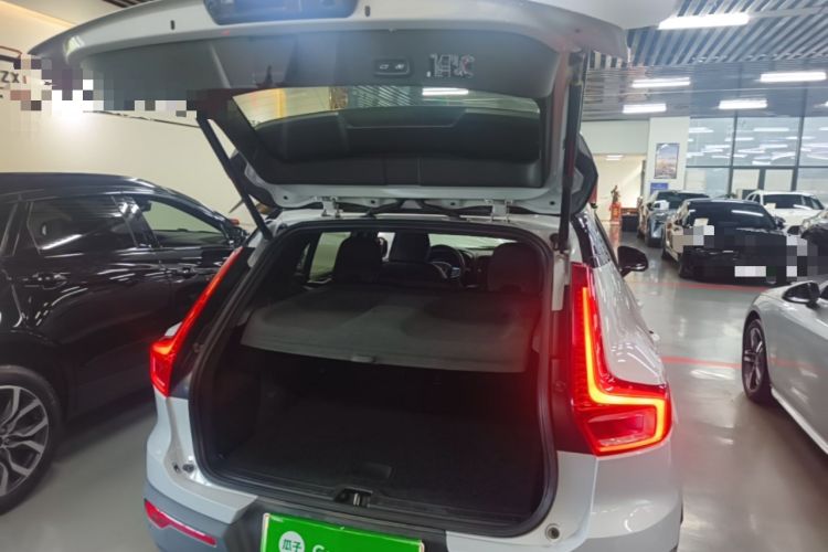 Used Volvo XC40 New Energy 2021 P8 Pure Electric All-Wheel Drive Smart Luxury Sport Edition Trunk