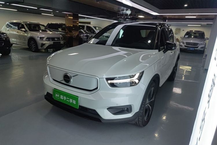 Used Volvo XC40 New Energy 2021 P8 Pure Electric All-Wheel Drive Smart Luxury Sport Edition Guazi used car, China used car export, Used car for sale, Used Volvo cars, Cheapest cars for sale, Electric vehicle, New energy car