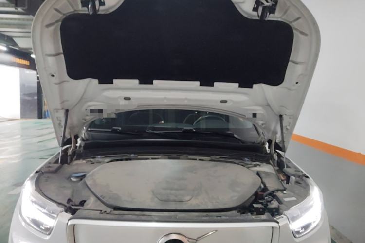 Used Volvo XC40 New Energy 2021 P8 Pure Electric All-Wheel Drive Smart Luxury Sport Edition Engine Bay