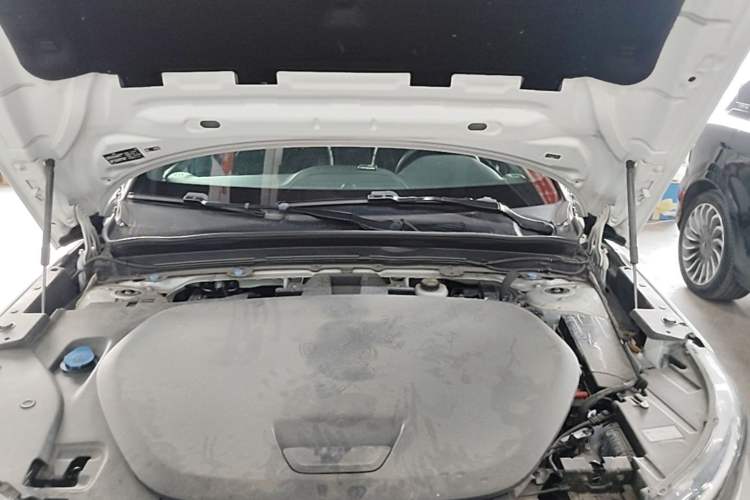 Used Volvo XC40 New Energy 2021 P8 Pure Electric All-Wheel Drive Smart Luxury Sport Edition Engine Bay