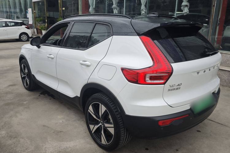 Used Volvo XC40 New Energy 2021 P8 Pure Electric All-Wheel Drive Smart Luxury Sport Edition Exterior 4