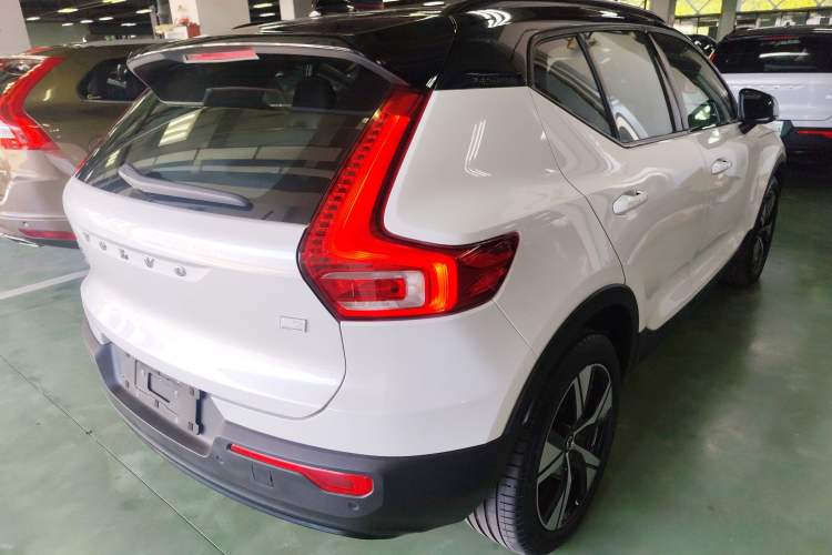 Used Volvo XC40 New Energy 2021 P8 Pure Electric All-Wheel Drive Smart Luxury Sport Edition Exterior 5