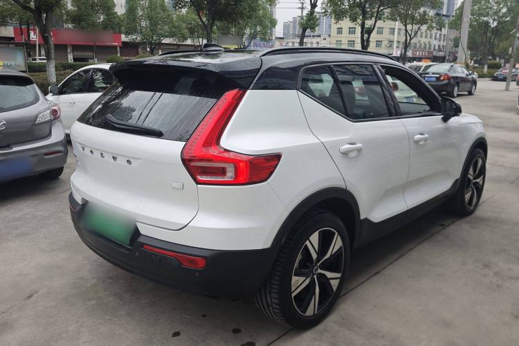 Used Volvo XC40 New Energy 2021 P8 Pure Electric All-Wheel Drive Smart Luxury Sport Edition Exterior 6