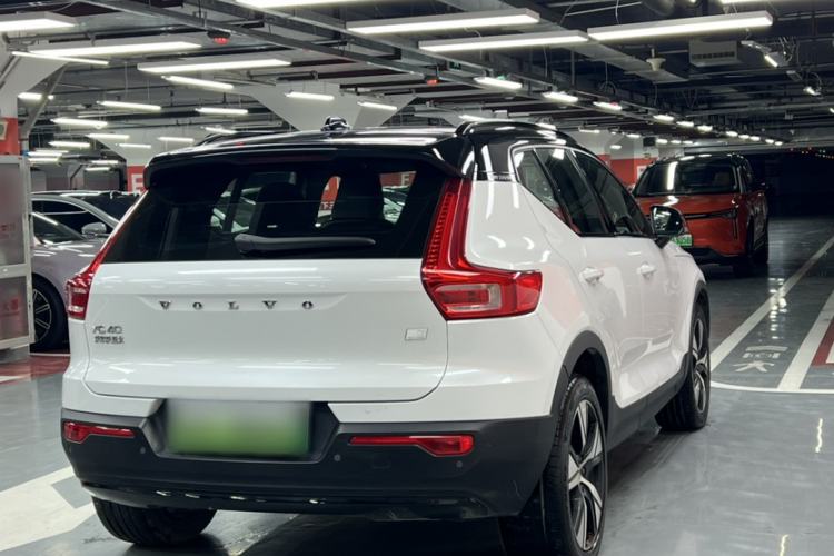 Used Volvo XC40 New Energy 2021 P8 Pure Electric All-Wheel Drive Smart Luxury Sport Edition Exterior 6