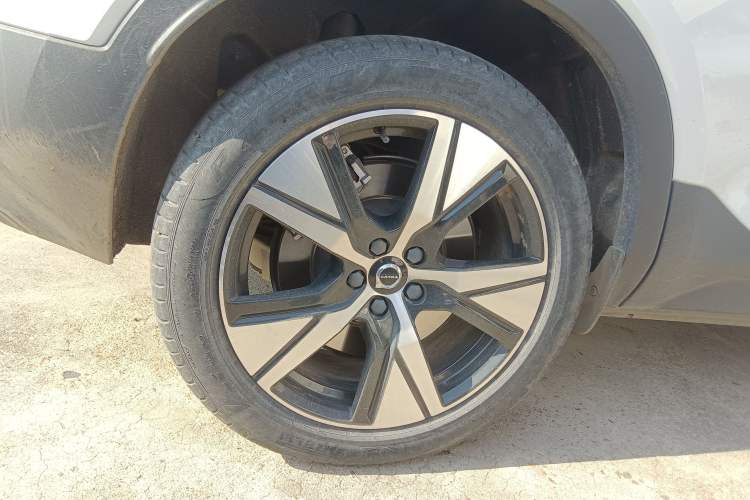 Used Volvo XC40 New Energy 2021 P8 Pure Electric All-Wheel Drive Smart Luxury Sport Edition Exterior 8