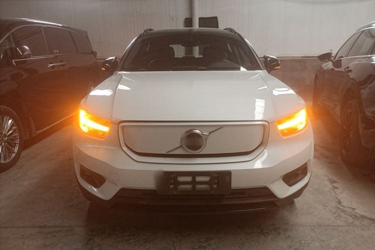 Used Volvo XC40 New Energy 2021 P8 Pure Electric All-Wheel Drive Smart Luxury Sport Edition Front