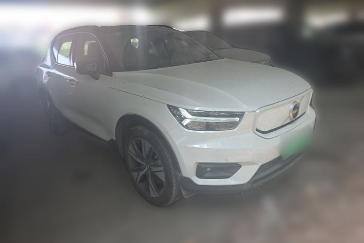 Used Volvo XC40 New Energy 2021 P8 Pure Electric All-Wheel Drive Smart Luxury Sport Edition Front Right 45 Deg
