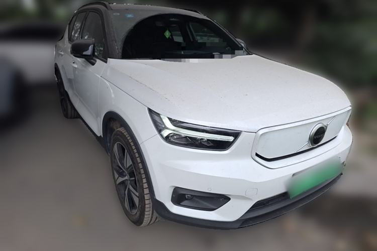 Used Volvo XC40 New Energy 2021 P8 Pure Electric All-Wheel Drive Smart Luxury Sport Edition Front Right 45 Deg