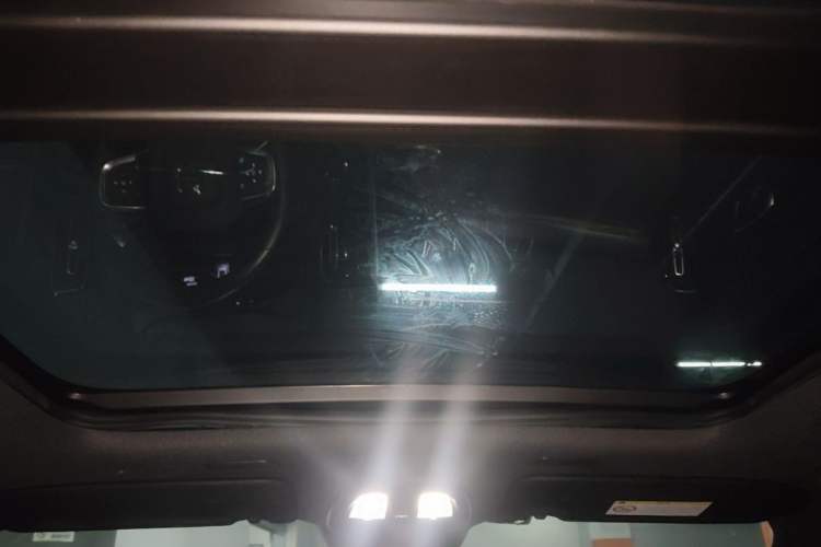 Used Volvo XC40 New Energy 2021 P8 Pure Electric All-Wheel Drive Smart Luxury Sport Edition Headliner