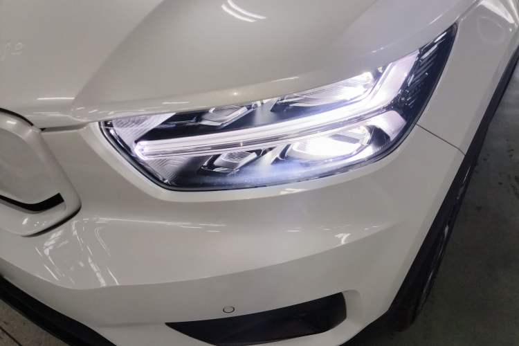 Used Volvo XC40 New Energy 2021 P8 Pure Electric All-Wheel Drive Smart Luxury Sport Edition Left Front Headlight