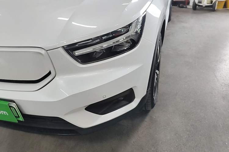 Used Volvo XC40 New Energy 2021 P8 Pure Electric All-Wheel Drive Smart Luxury Sport Edition Left Front Headlight