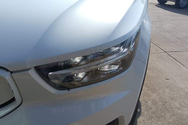 Used Volvo XC40 New Energy 2021 P8 Pure Electric All-Wheel Drive Smart Luxury Sport Edition Left Front Headlight
