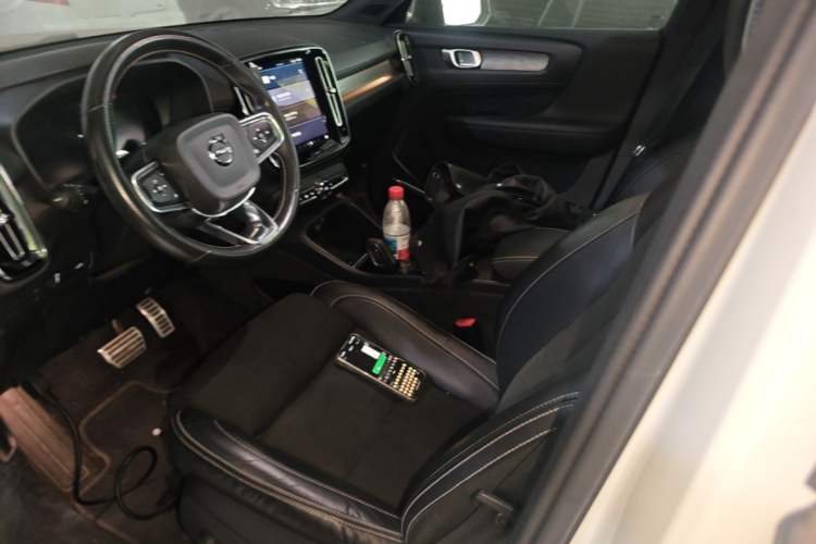 Used Volvo XC40 New Energy 2021 P8 Pure Electric All-Wheel Drive Smart Luxury Sport Edition Left Front Seat
