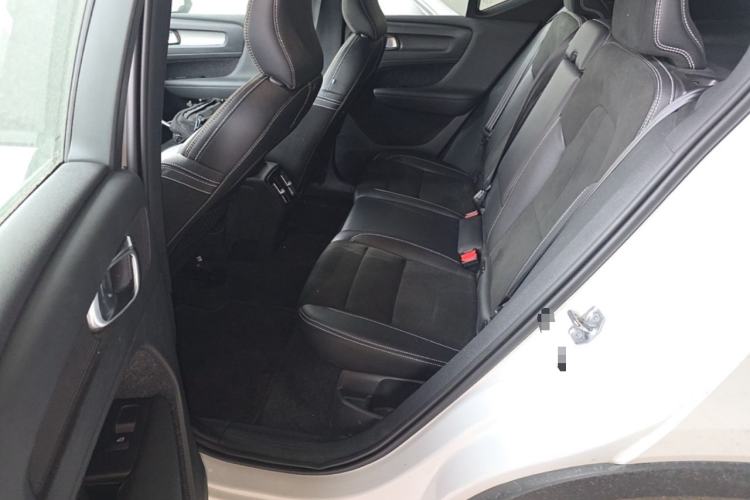Used Volvo XC40 New Energy 2021 P8 Pure Electric All-Wheel Drive Smart Luxury Sport Edition Left Rear Seat