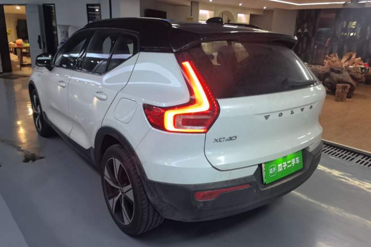 Used Volvo XC40 New Energy 2021 P8 Pure Electric All-Wheel Drive Smart Luxury Sport Edition Rear Left 45 Deg