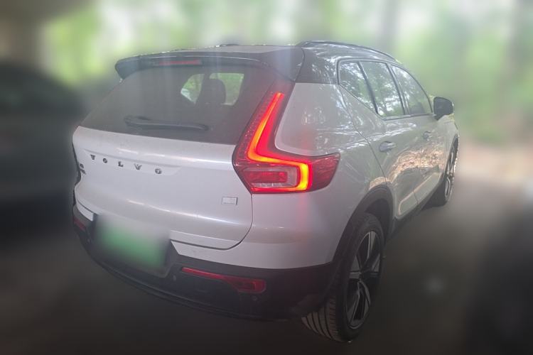 Used Volvo XC40 New Energy 2021 P8 Pure Electric All-Wheel Drive Smart Luxury Sport Edition Rear Right 45 Deg