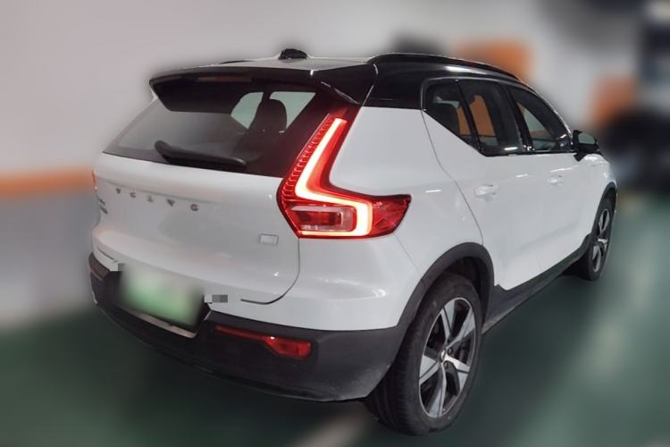 Used Volvo XC40 New Energy 2021 P8 Pure Electric All-Wheel Drive Smart Luxury Sport Edition Rear Right 45 Deg