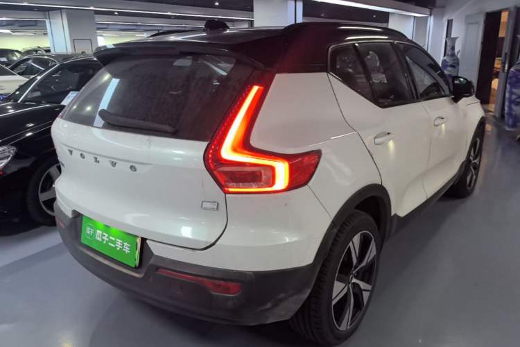 Used Volvo XC40 New Energy 2021 P8 Pure Electric All-Wheel Drive Smart Luxury Sport Edition Rear Right 45 Deg
