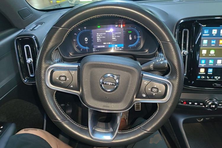 Used Volvo XC40 New Energy 2021 P8 Pure Electric All-Wheel Drive Smart Luxury Sport Edition Steering Wheel