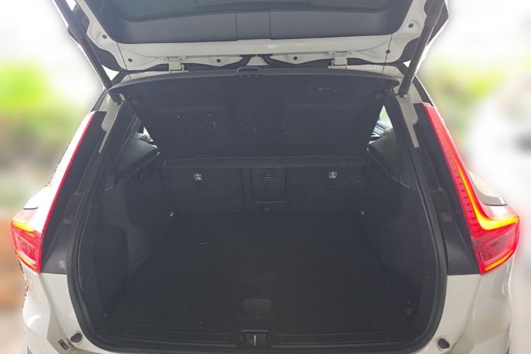 Used Volvo XC40 New Energy 2021 P8 Pure Electric All-Wheel Drive Smart Luxury Sport Edition Trunk
