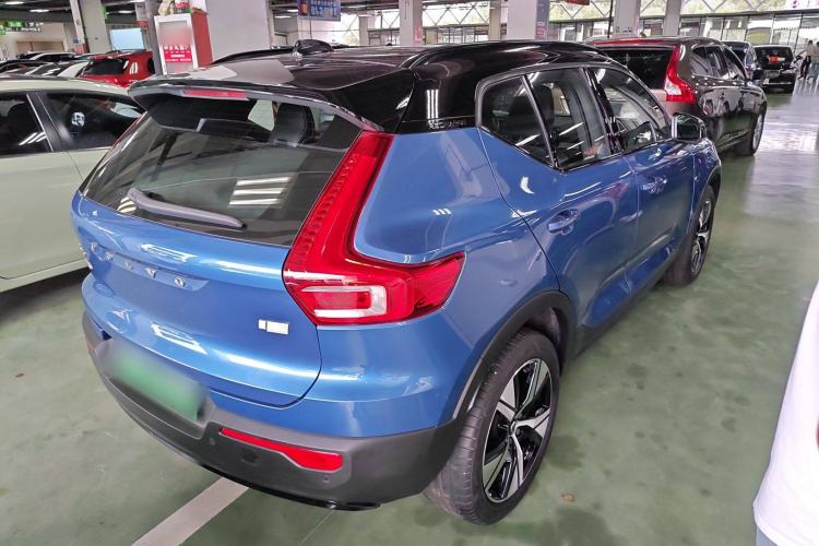 Used Volvo XC40 New Energy 2022 Four-Wheel-Drive High-Performance PRO Version Rear Right 45 Deg