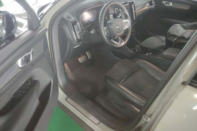 Used Volvo XC40 New Energy 2022 Long-Range Version Driver Seat