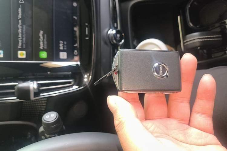 Used Volvo XC40 New Energy 2022 Long-Range Version Interior 1