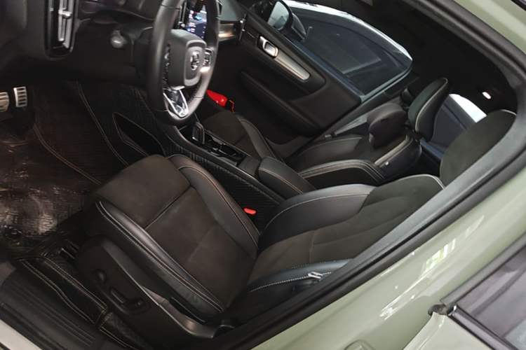 Used Volvo XC40 New Energy 2022 Long-Range PRO Version Left Front Seat