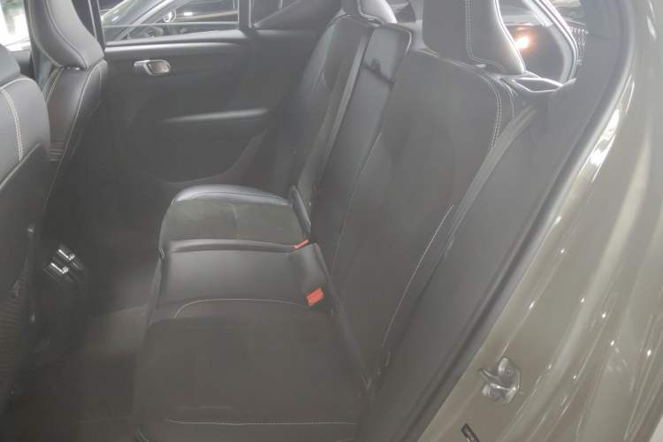 Used Volvo XC40 New Energy 2022 Long-Range Version Left Rear Seat