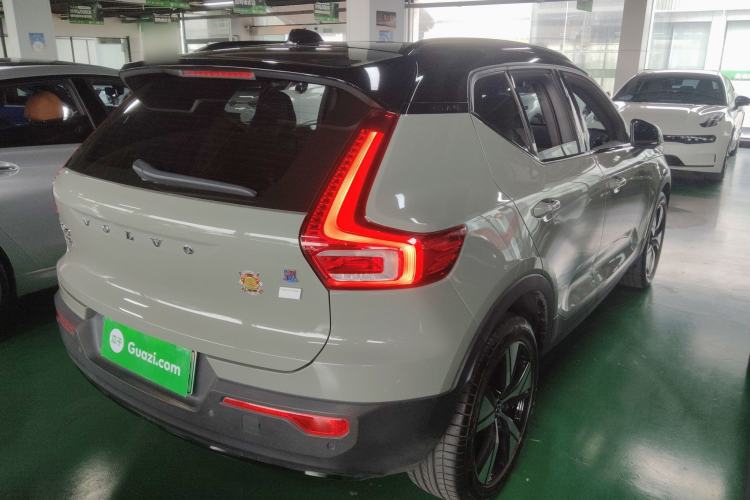 Used Volvo XC40 New Energy 2022 Long-Range Version Rear Right 45 Deg
