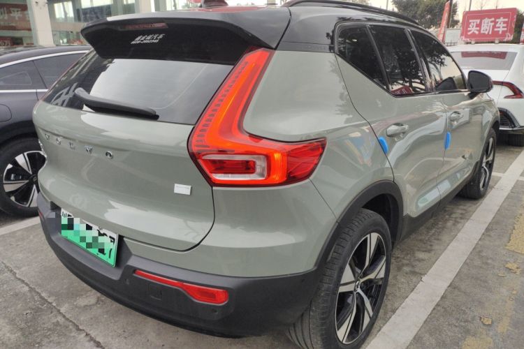 Used Volvo XC40 New Energy 2022 Long-Range PRO Version Rear Right 45 Deg