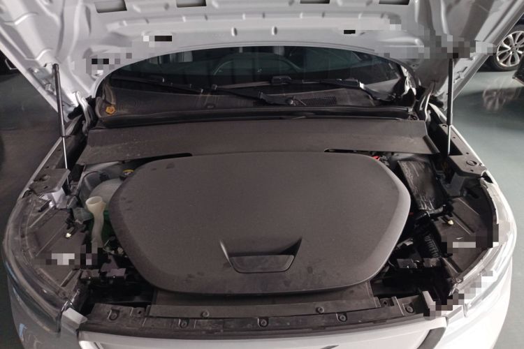 Used Volvo XC40 New Energy 2022 Four-Wheel Drive High-Performance Version Engine Bay