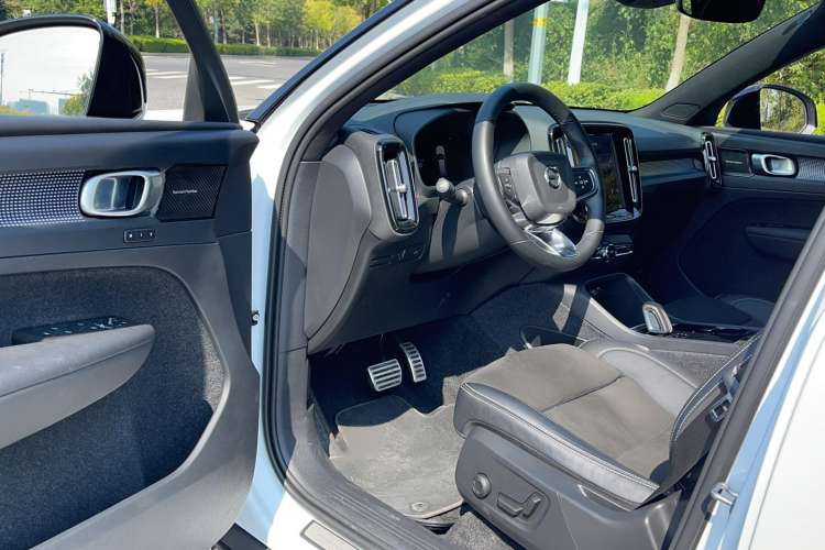 Used Volvo XC40 New Energy 2022 Long-Range PRO Version Driver Seat