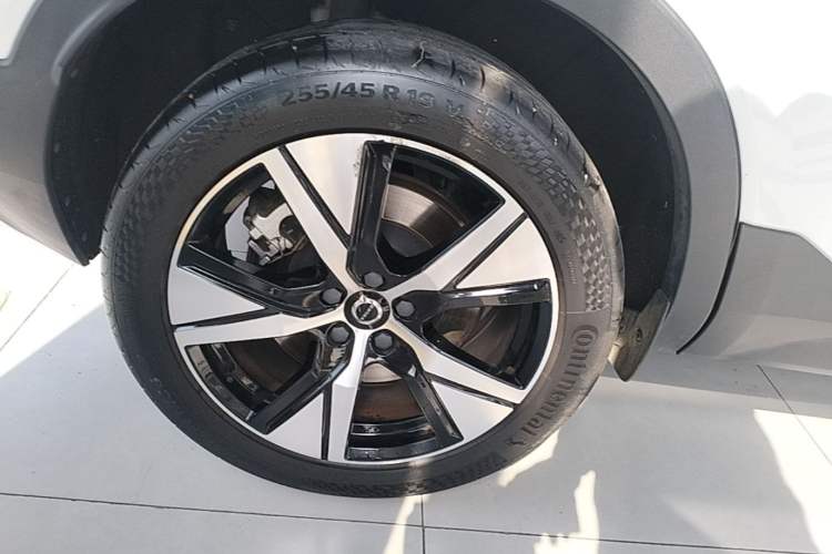 Used Volvo XC40 New Energy 2022 Long-Range Version Exterior 2