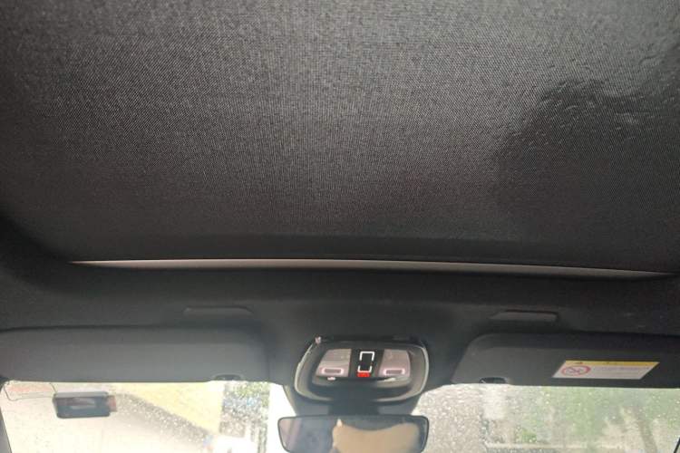 Used Volvo XC40 New Energy 2022 Long-Range PRO Version Headliner